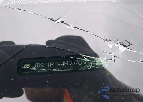 2021 Toyota Rav4 Xle из США, поврежденный, VIN JTMP1RFV4MD070361